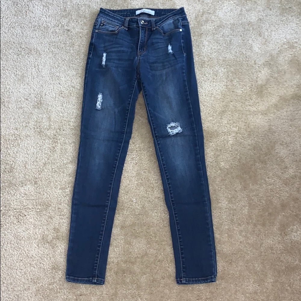 Ripped Skinny Jeans